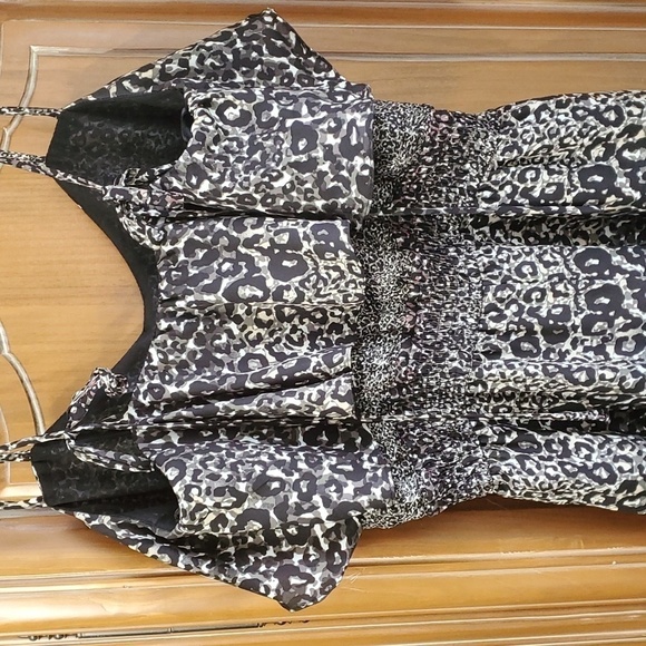 BCBG Generation romper, animal print. Size small.  Polyester.  Washable. - Picture 5 of 13